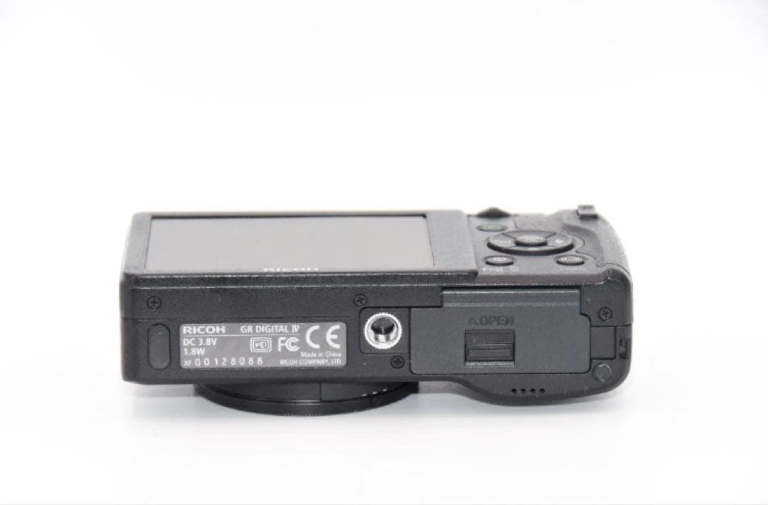 ■ 美品 ■ リコー RICHO GR DIGITAL IV《S数2845回》
