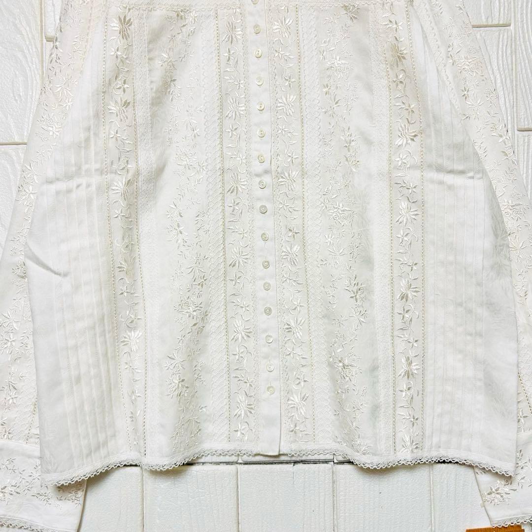 新品タグ付き サイズ44 SCAPA 総刺繍 ピンタック レースブラウス