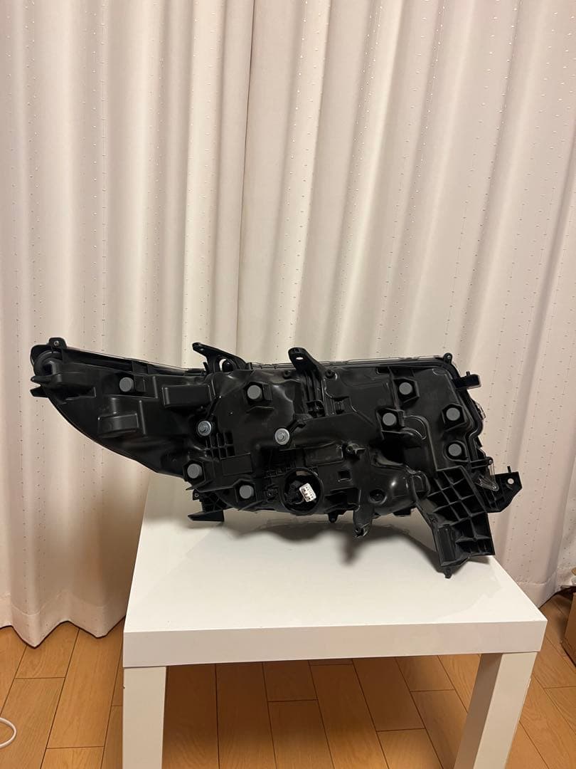 アルファード30 左ヘッドライトLED 3眼 純正部品　イチコー58-91