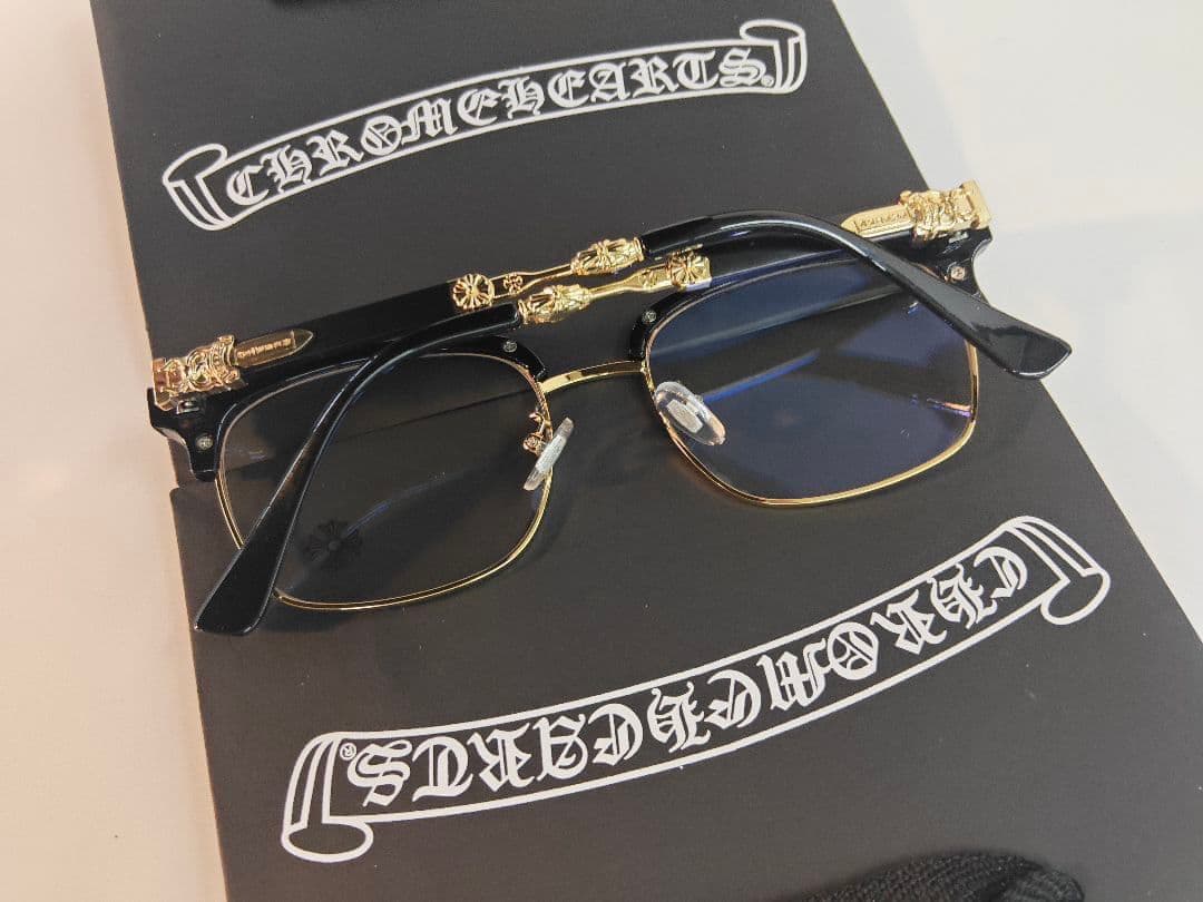 伊達メガネ　黒縁　ハーフゴールド　クロス　ダガー　Y2K　クロムハーツ好き