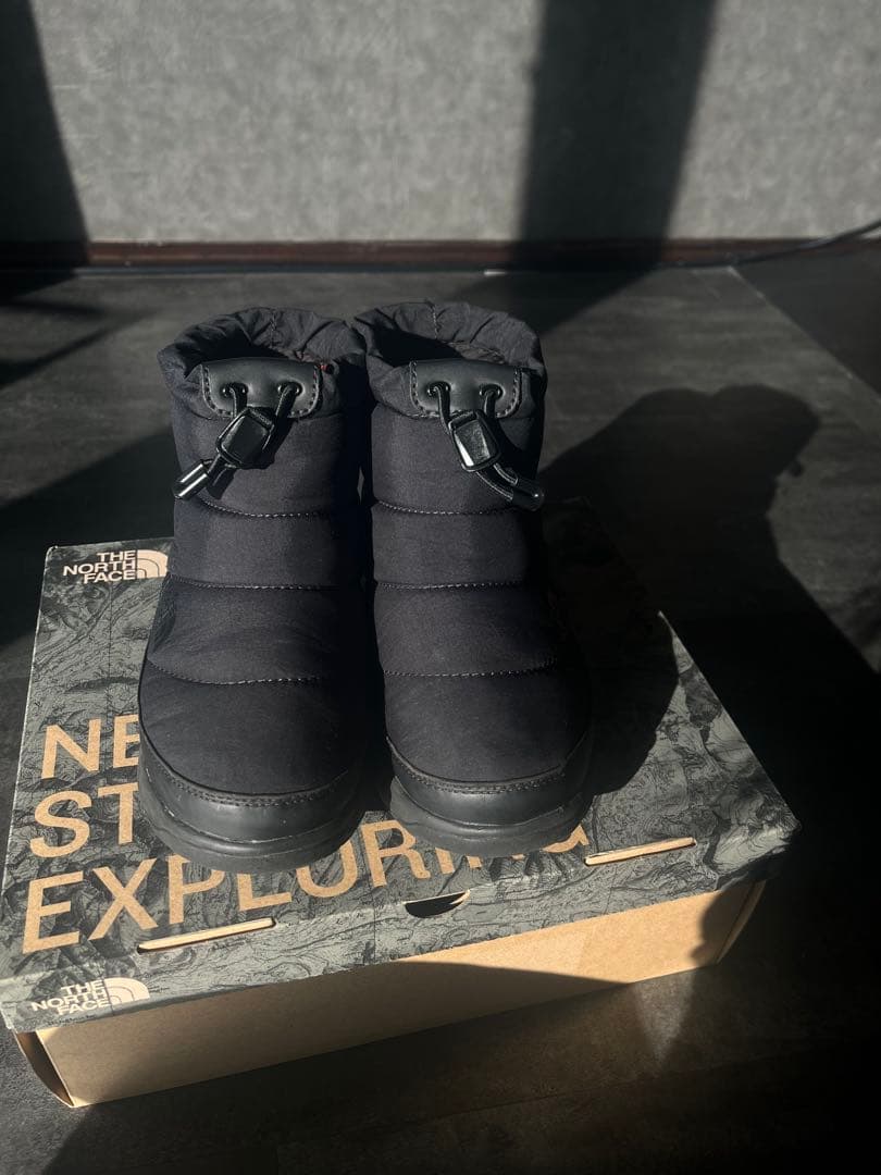 ノースフェイス　スノーブーツ　ウォタープルーフ　23センチ