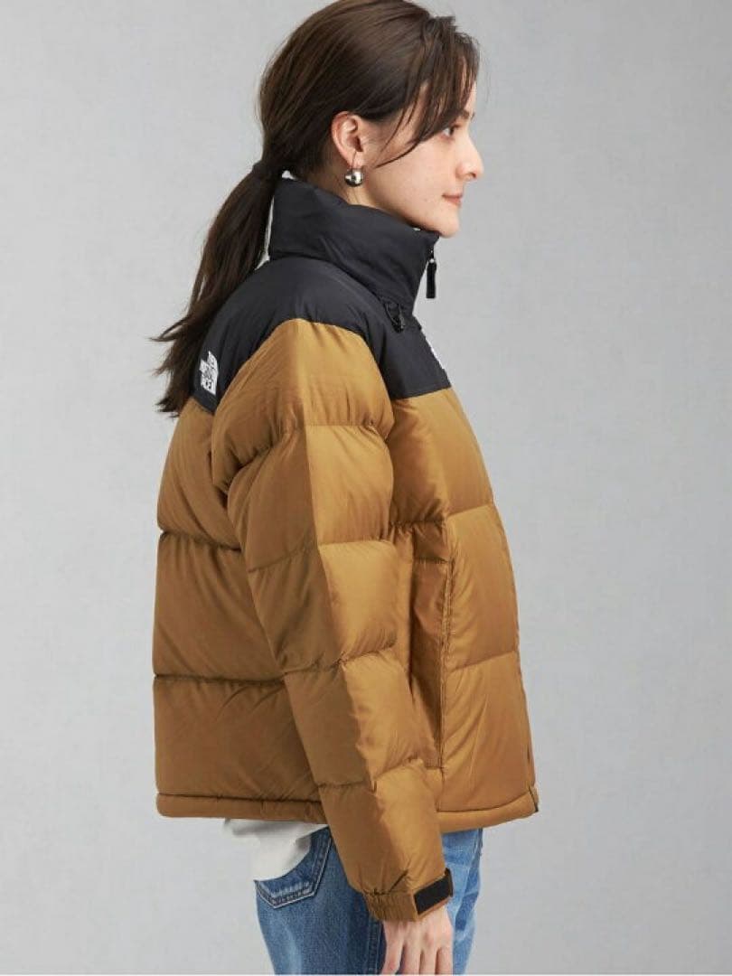 【クリーニング済】ザ・ノースフェイス　ヌプシジャケット