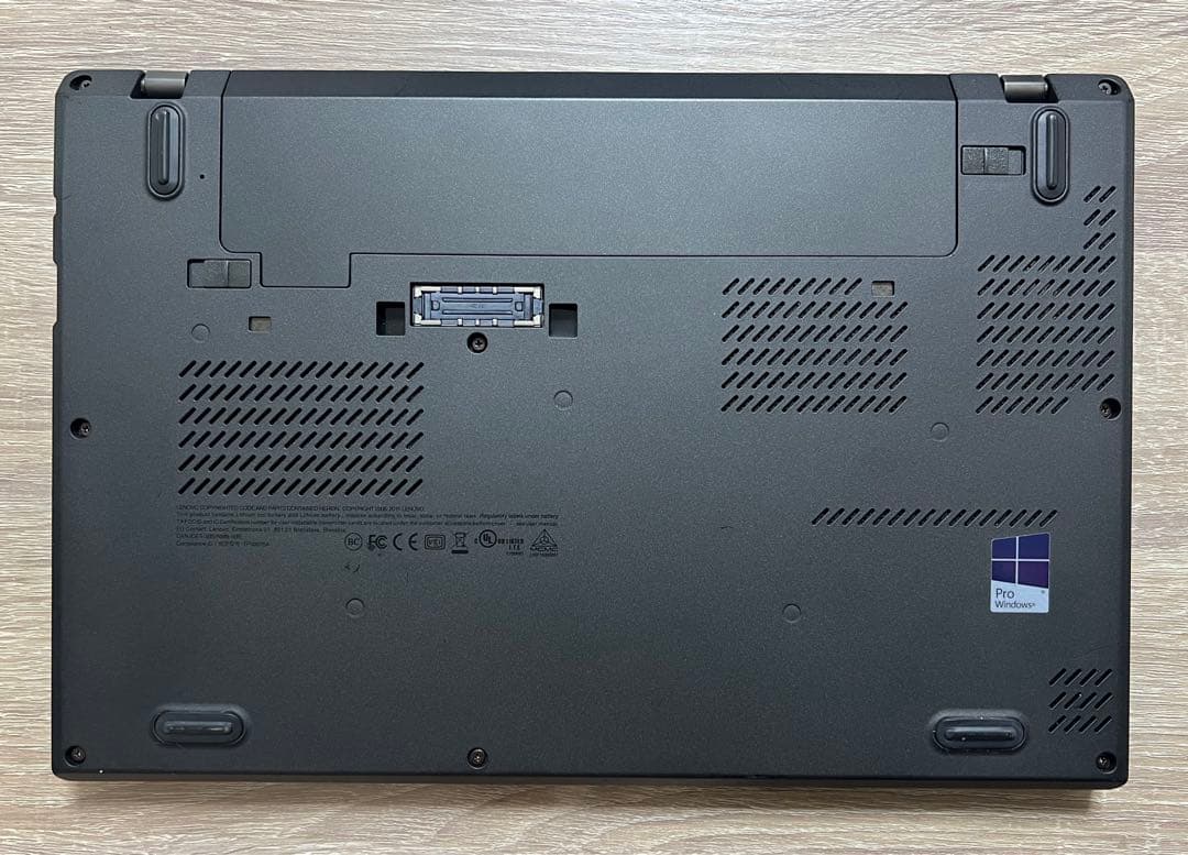 ノートPC　Lenovo ThinkPad　X260　i5