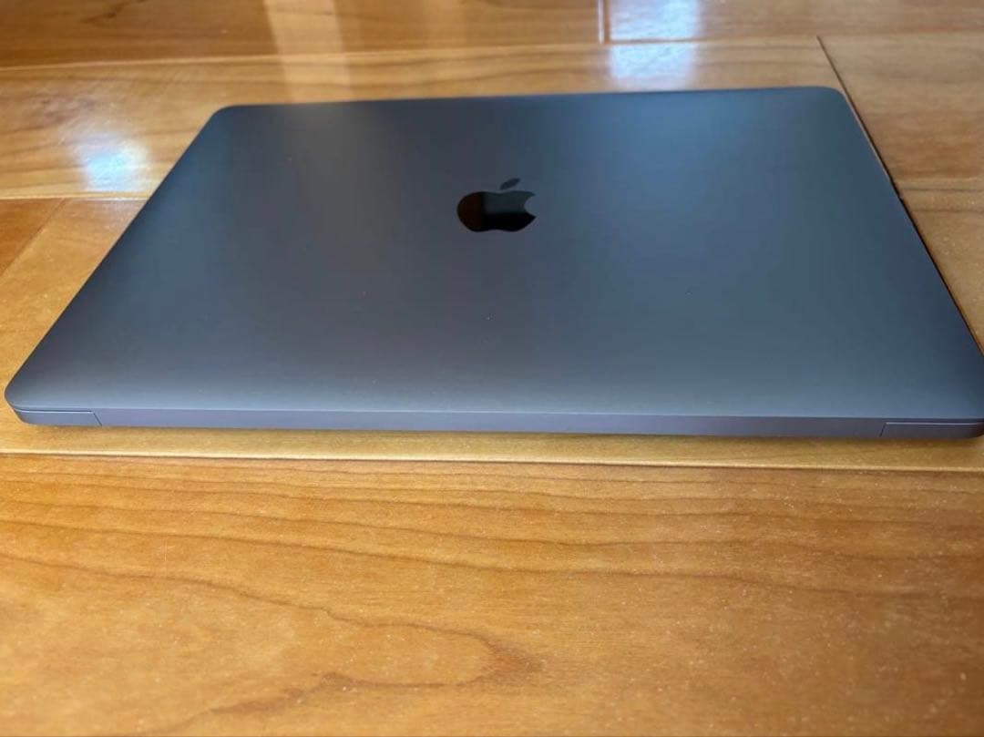 【美品】Apple MacBook Air M1 (2020)