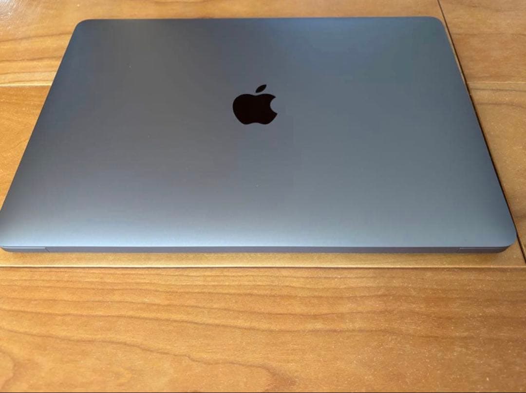 【美品】Apple MacBook Air M1 (2020)