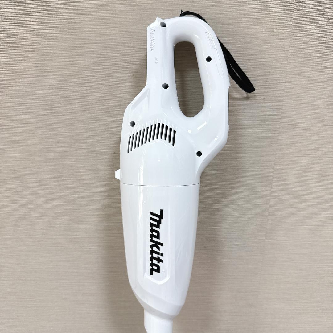 【美品】マキタ コードレス掃除機 バッテリ充電器付　CL108FDSHW