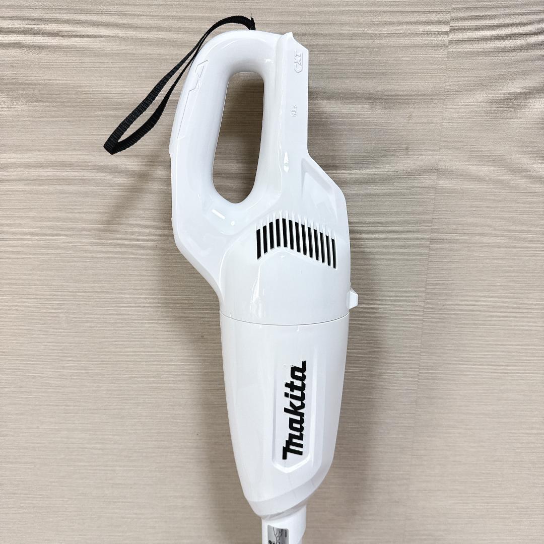 【美品】マキタ コードレス掃除機 バッテリ充電器付　CL108FDSHW