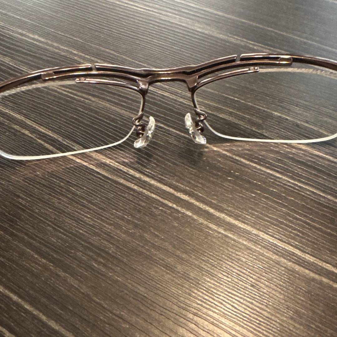 999.9 フォーナインズ　メガネ　ケース　クロス付き