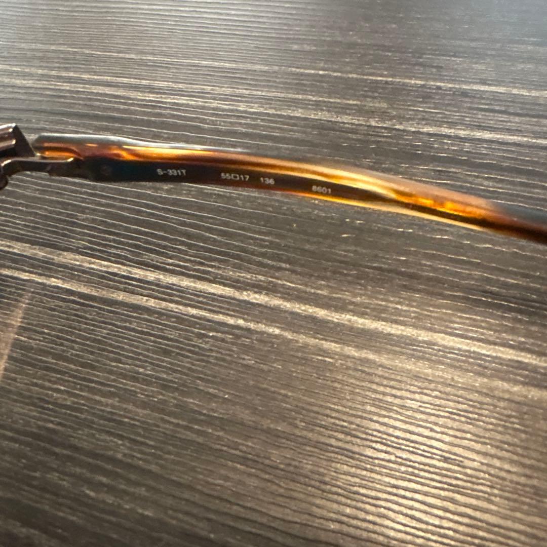 999.9 フォーナインズ　メガネ　ケース　クロス付き