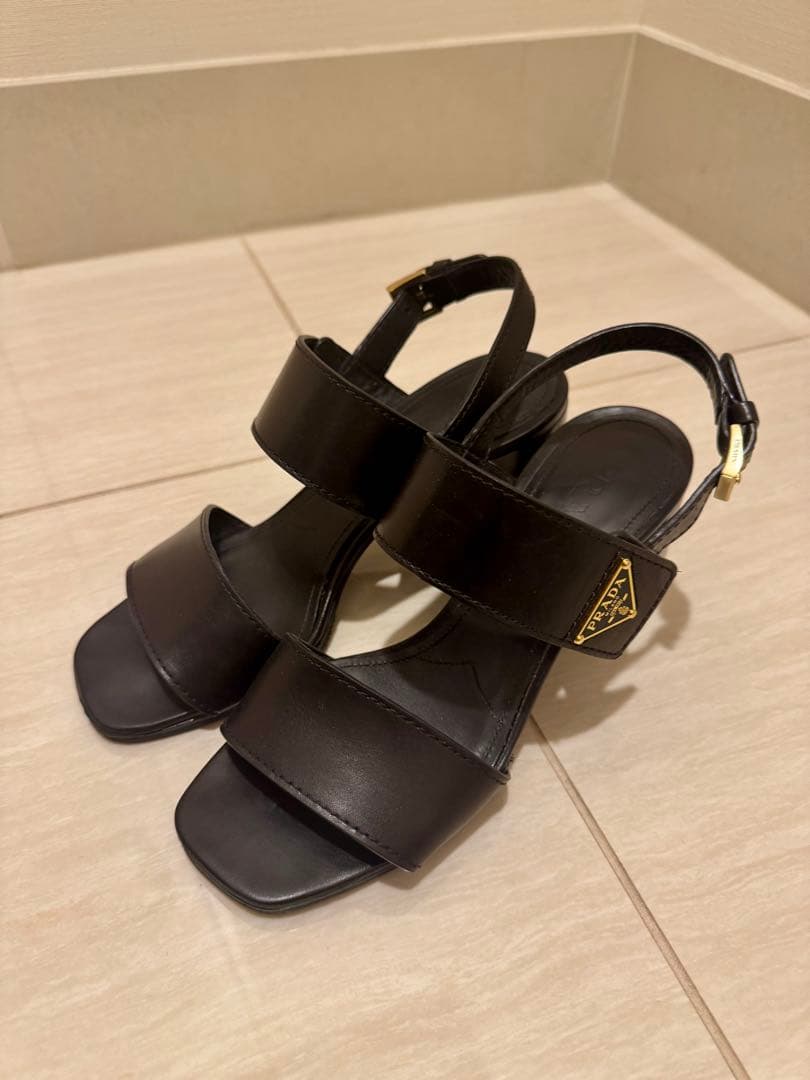 PRADA ブラック ヒールサンダル 37.5 / 24cm