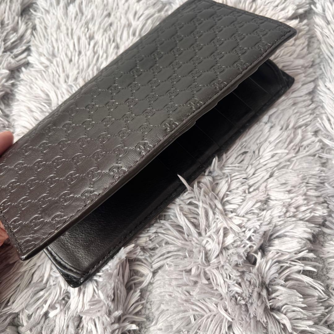 美品✨GUCCI マイクロシマ　折り財布　軽量　ダークブラウン　メンズ