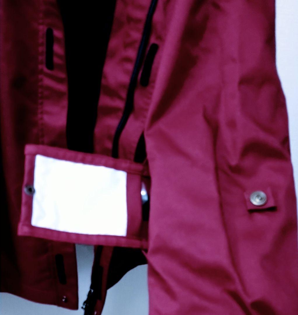 スノーボードジャケット