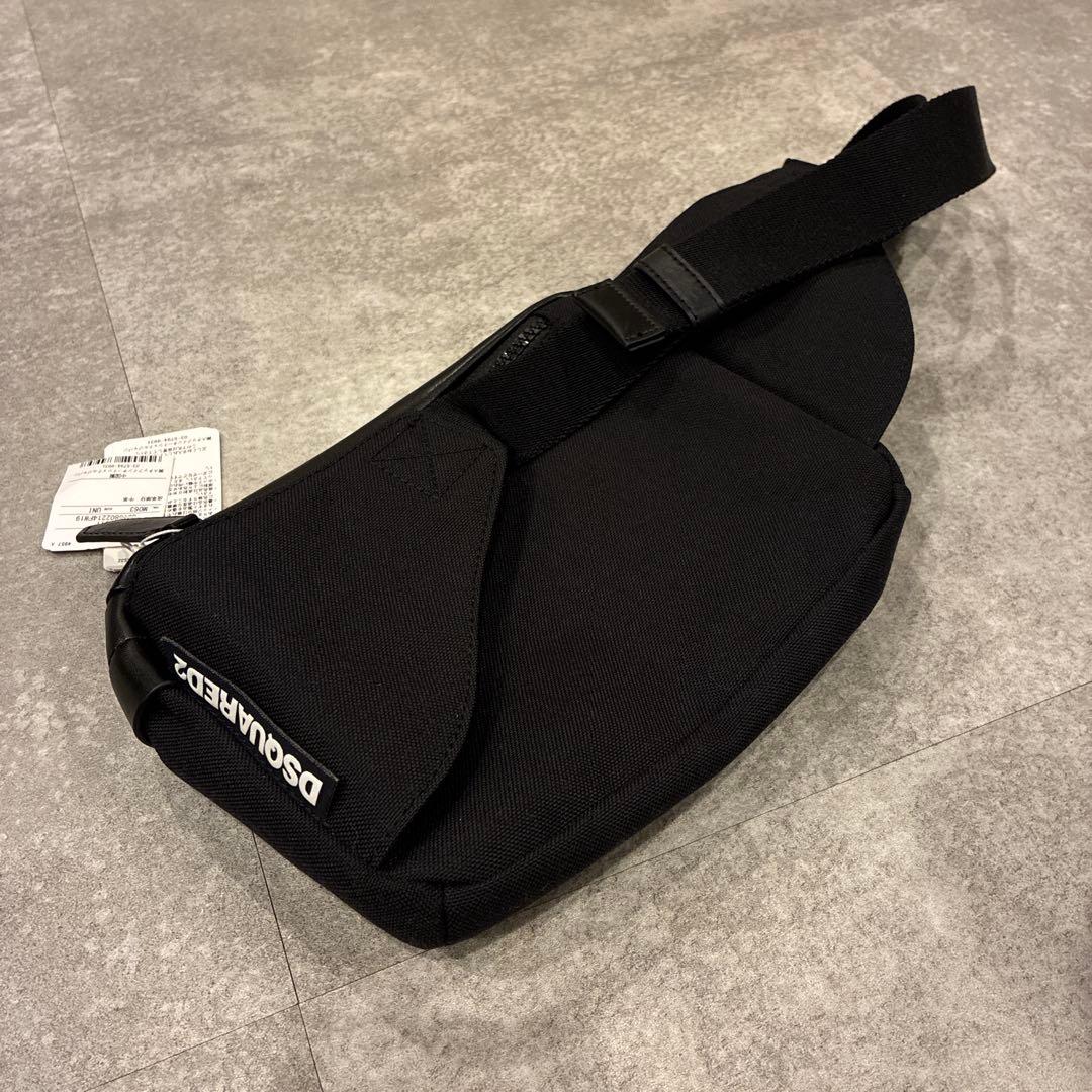 新品　DSQUARED2 アイコン ボディバッグ 牛革　レザー