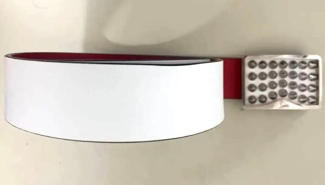 Christian Louboutin レザーベルト　白