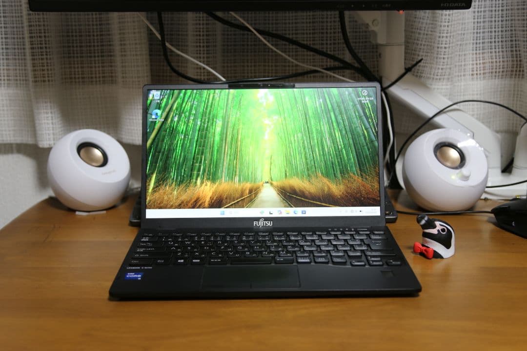 FUJITSU LIFEBOOK U9311/F 11世代 core i5