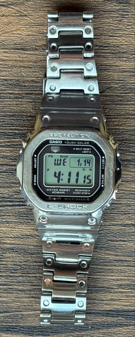CASIO G-SHOCK GMW-B5000D-1JF 電波ソーラー シルバー