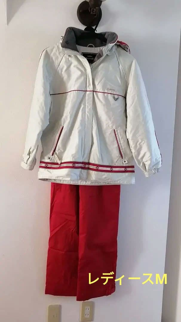 スキーウェア　フェニックス　レディース　上下セット　小物おまけ付き