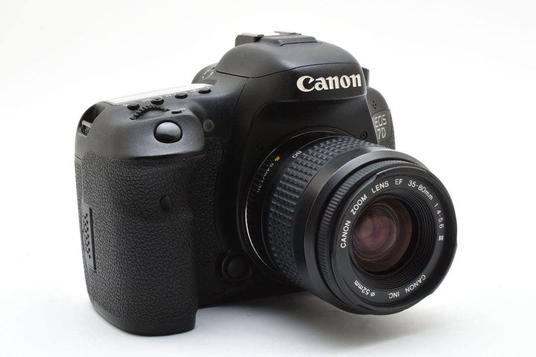 Canon EOS 7D Mark II ボディ ＋ EF-S 18-55mm