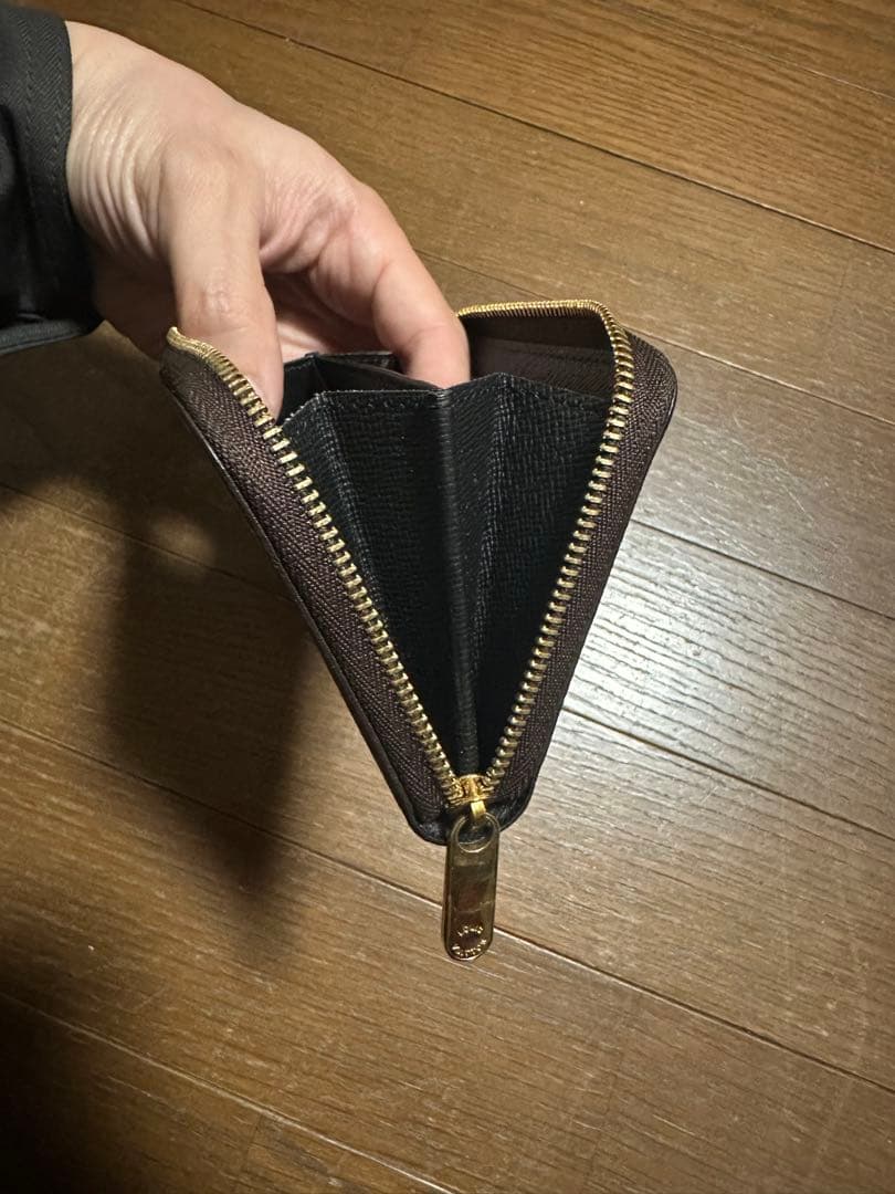 LOUIS VUITTON ジャイアントジッピー