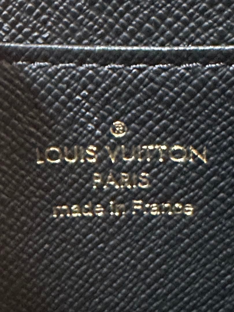 LOUIS VUITTON ジャイアントジッピー