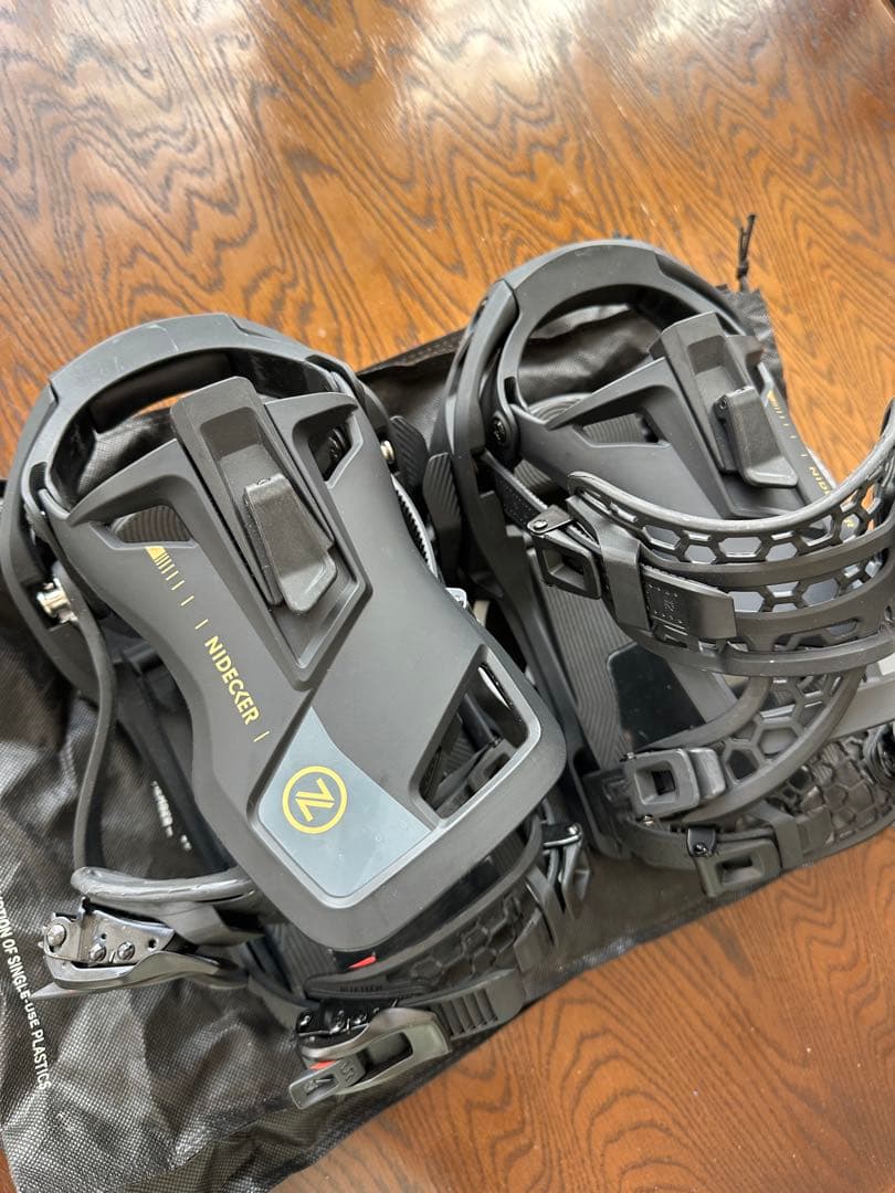 Supermatic Nidecker 23-24 M スノーボービンディング