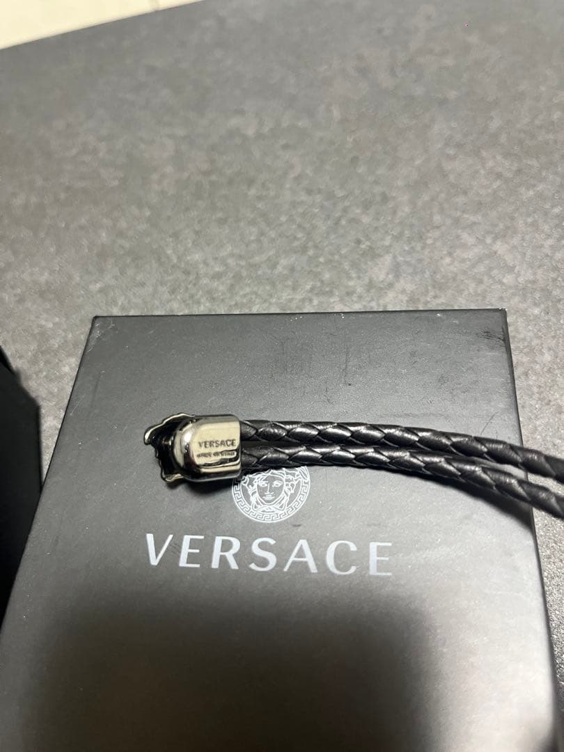 【値下げ】VERSACE ベルサーチ　ブレスレット　【箱付き】
