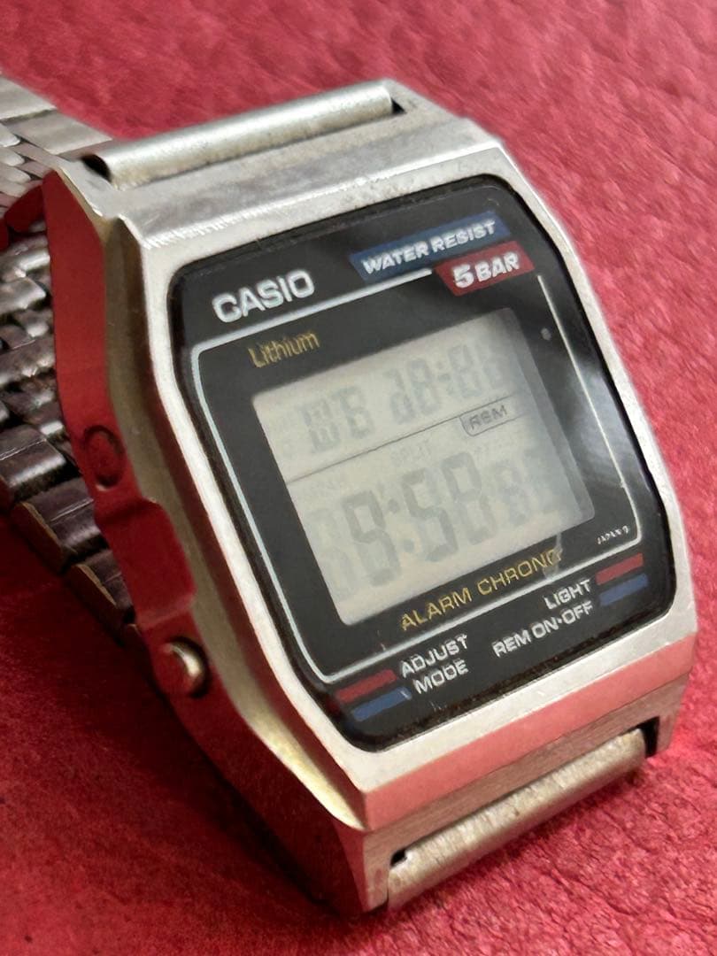 CASIO デジタル腕時計 5BAR防水 W-38新品電池交換済み