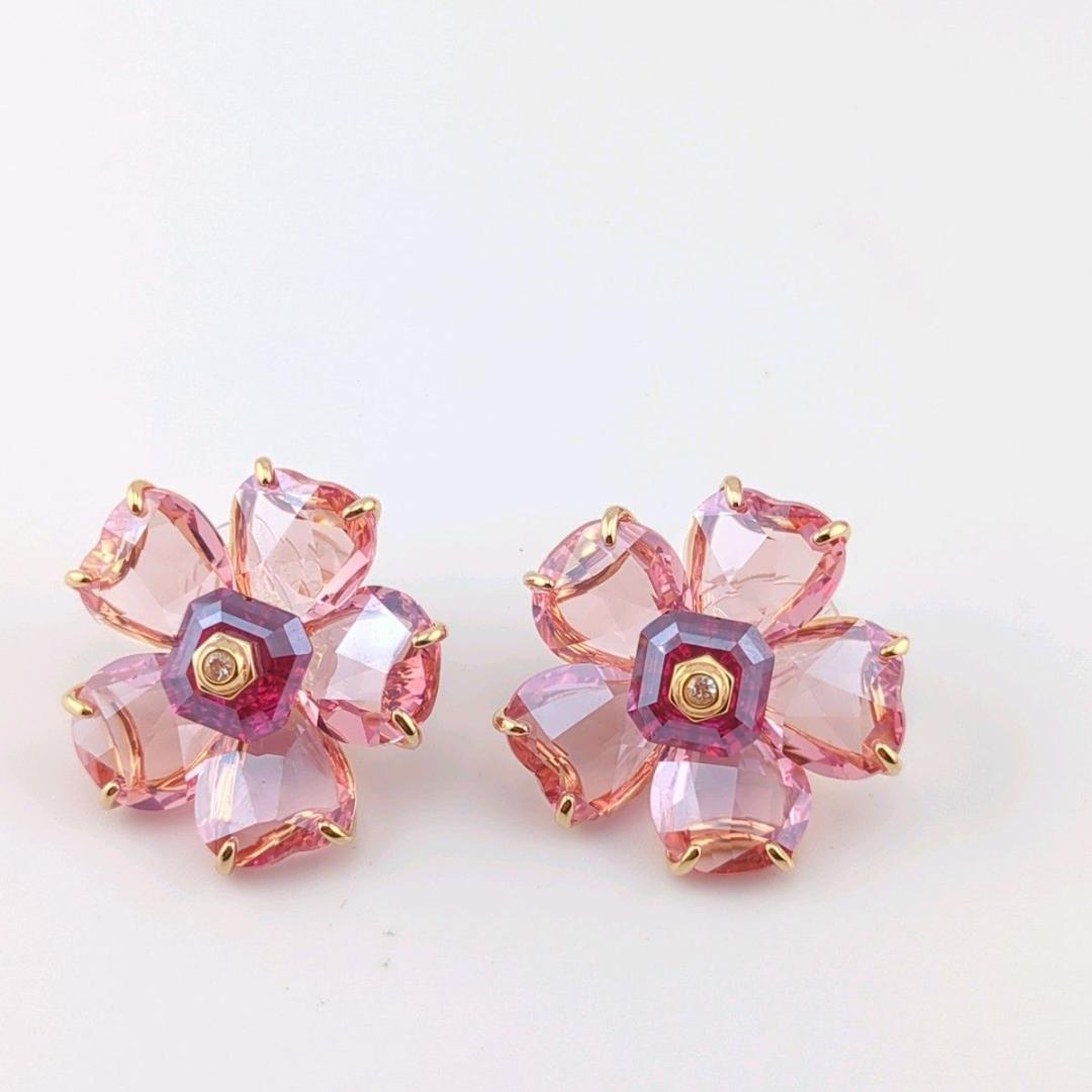 SWAROVSKI スワロフスキー Idyllia フラワー スタッドピアス