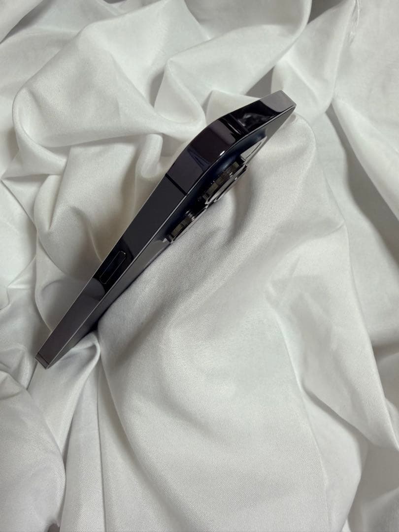 美品＊iPhone14pro SIMフリー