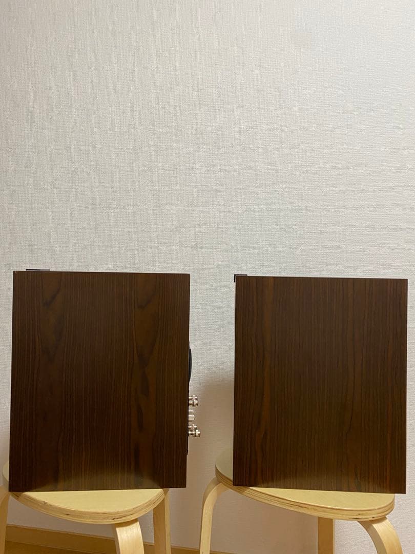 KEF R300 3ウェイスピーカー ウッド仕上げ