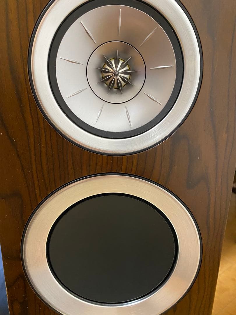 KEF R300 3ウェイスピーカー ウッド仕上げ