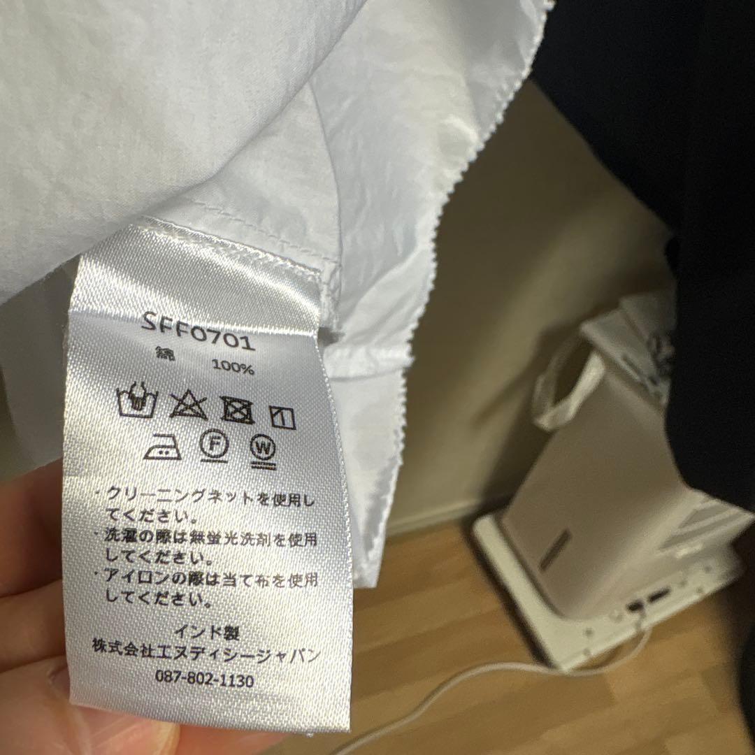 AAYUSHI アユーシ　別注フロントピンタックペプラムブラウス