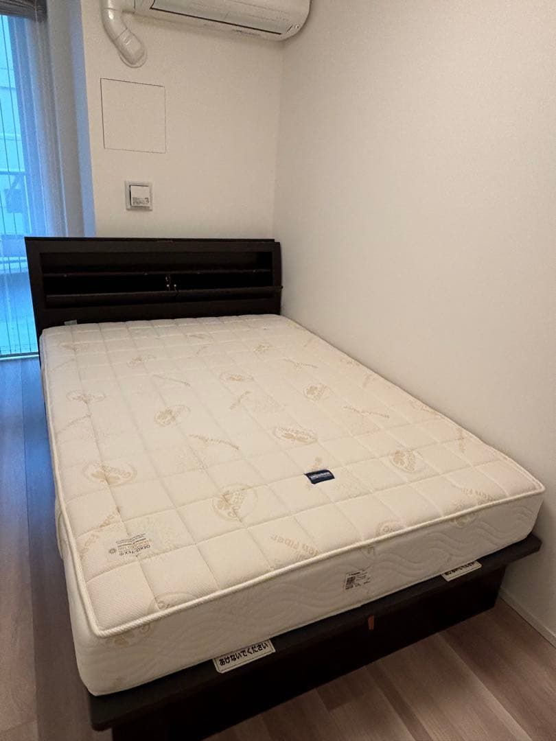 ニトリ　ダブルベッドフレーム(OPグランCヨコ 深型/DBR)