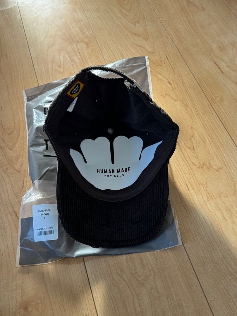 【新品未使用】HUMAN MADE ロゴキャップ　ブラウン