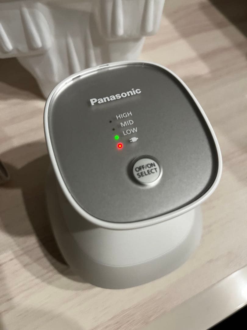 頭皮エステ　Panasonic EH-HE9G-S SILVER