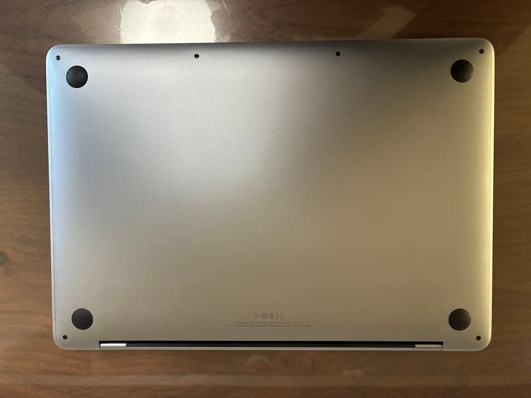 MacBook Pro 2019 シルバー 充電器付き