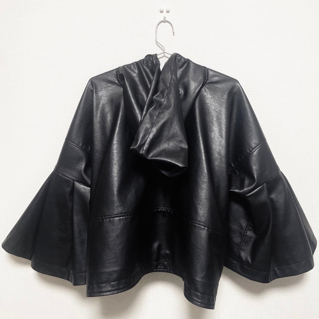 m*a様 ジュンヤワタナベ コムデギャルソン フェイクレザー フーディショート丈