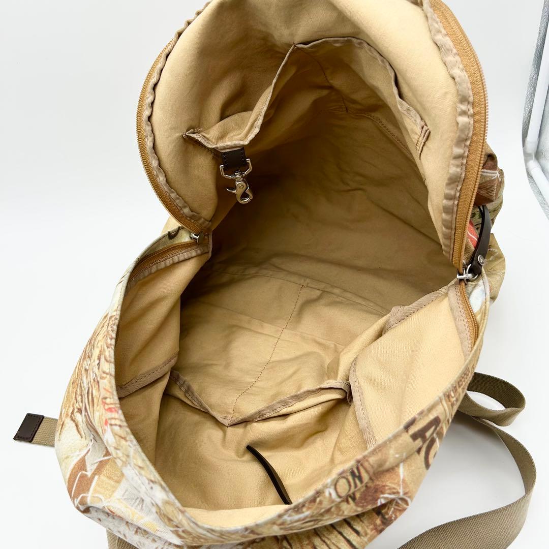 ヴィヴィアンウエストウッド オーブ キャンバス 総柄 レザー リュック