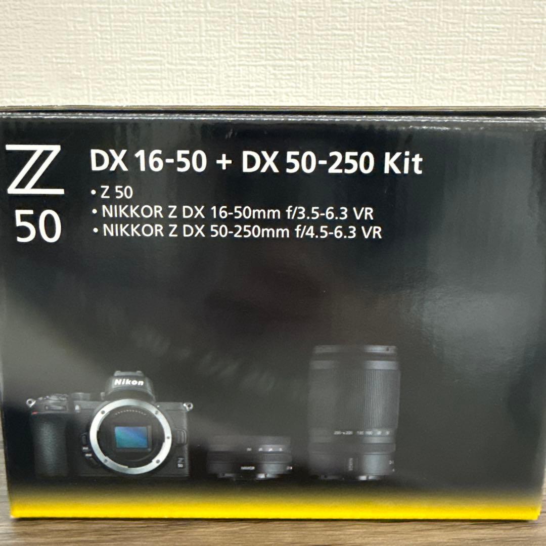 Nikon Z50ミラーレスカメラ　ダブルズーム