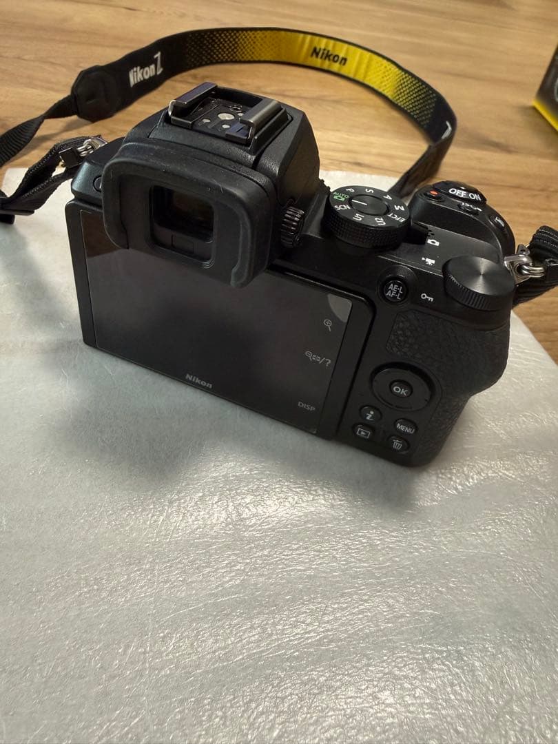 Nikon Z50ミラーレスカメラ　ダブルズーム