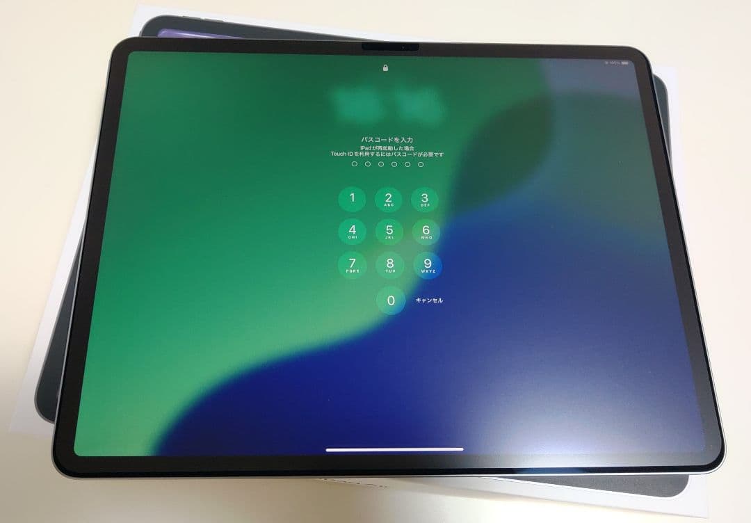 【中古】Apple iPad Air 256GB Wi-Fi 13インチ【新古】