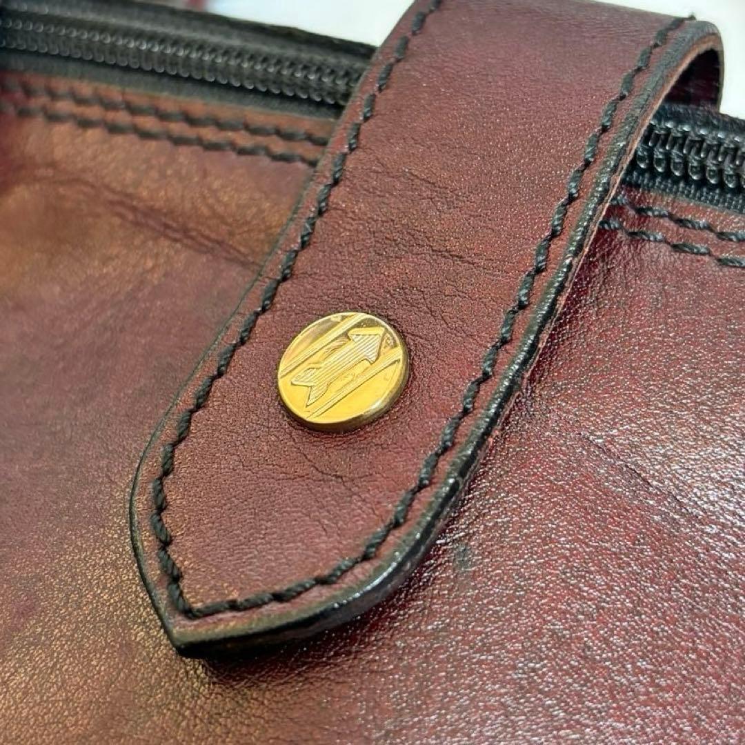 【ナツ】　ゴールドファイル レザーボストンバック