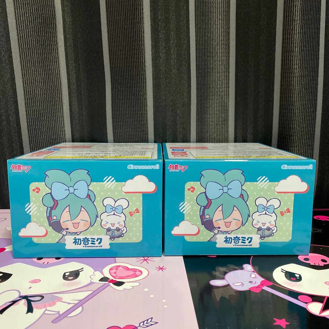 初音ミク　シナモロール　Luminasta ちょこのせ　フィギュア　セット