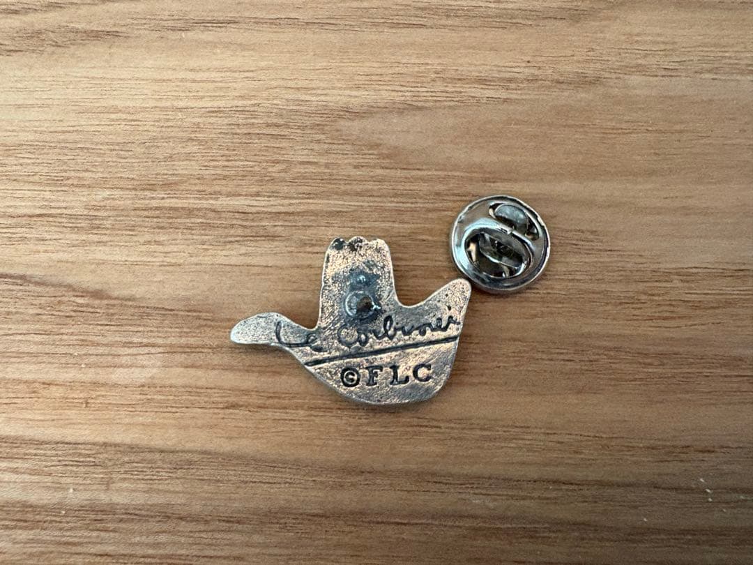 【curl】Le Corbusier コルビュジエ　ピンバッジ