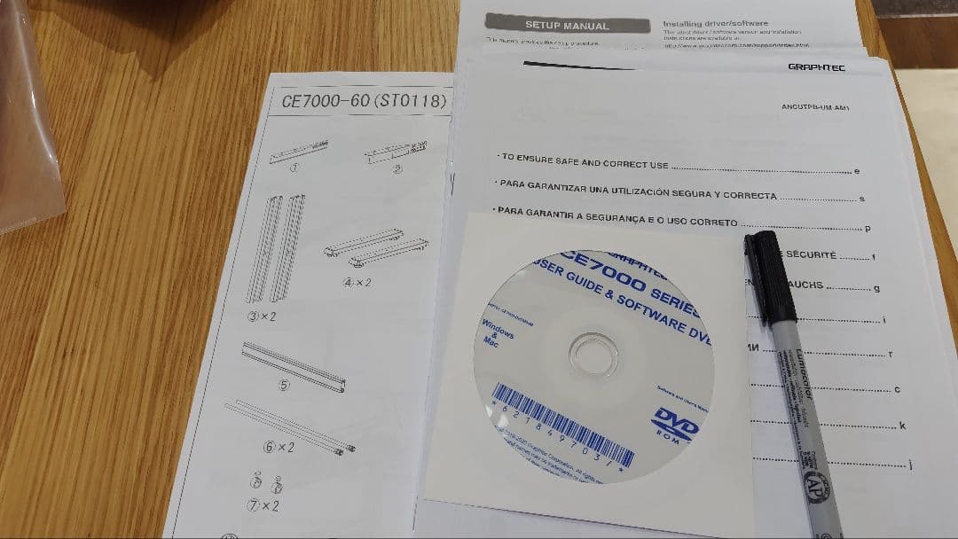 Graphtec CE7000-60 24インチ カッター スタンド付き