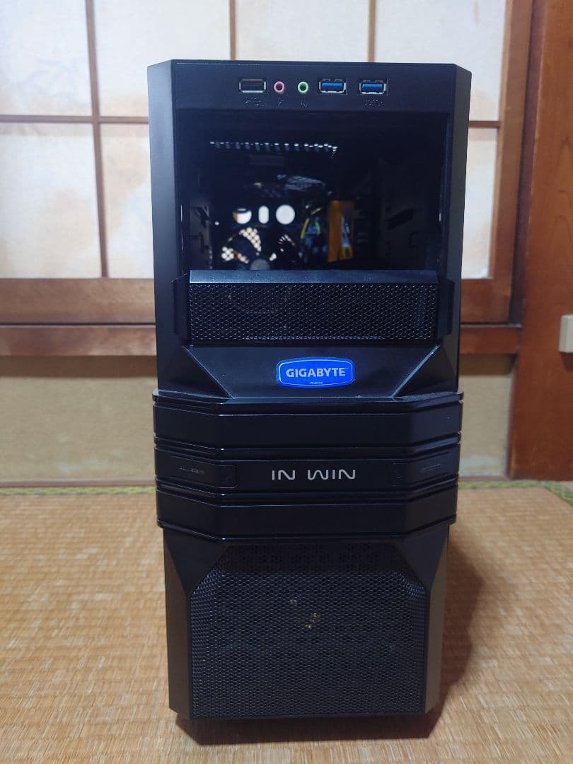 Widows10 デスクトップPC Corei7 グラフィックボードあり