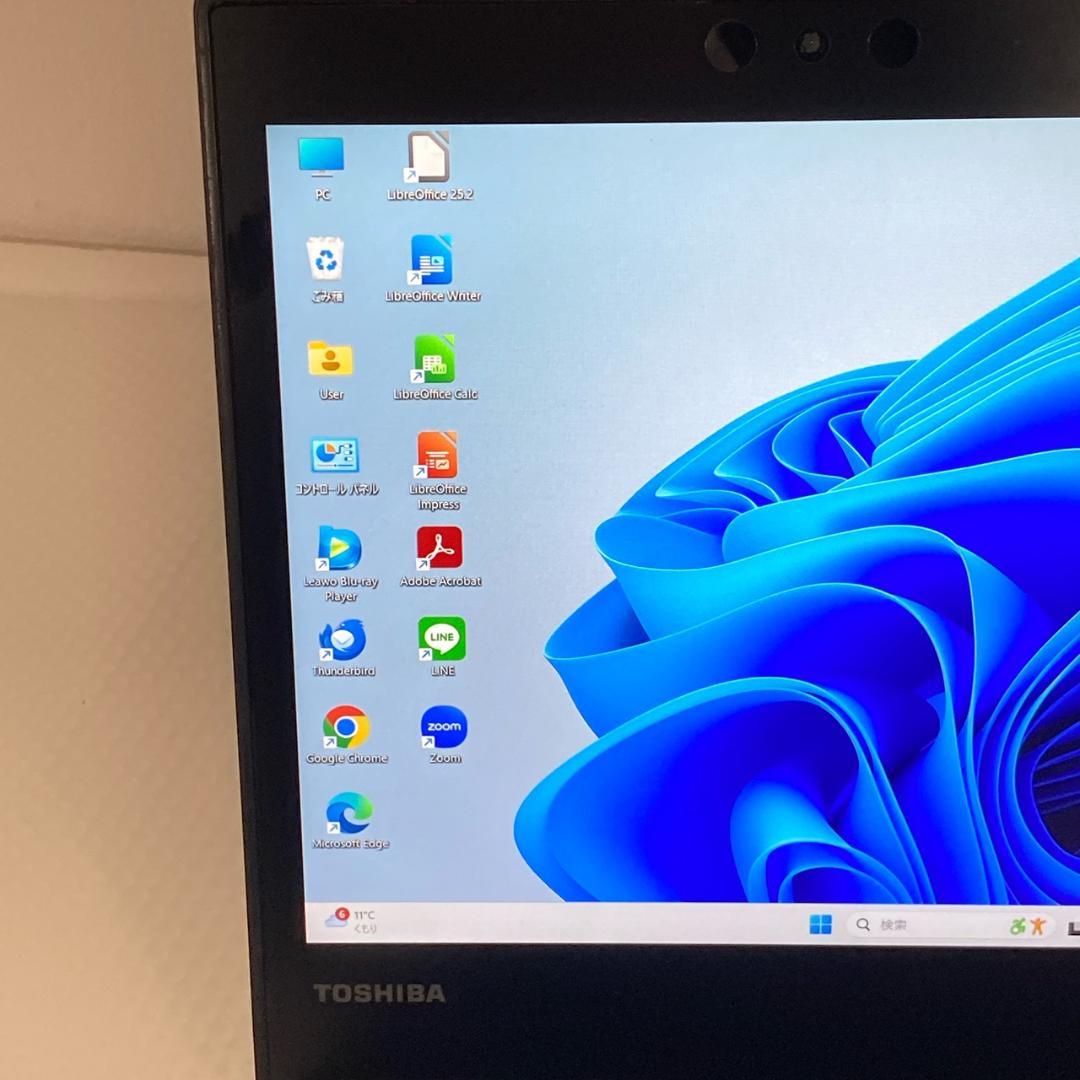 ジャンク ノートPC 東芝 Windows11 Corei5 SSD256GB