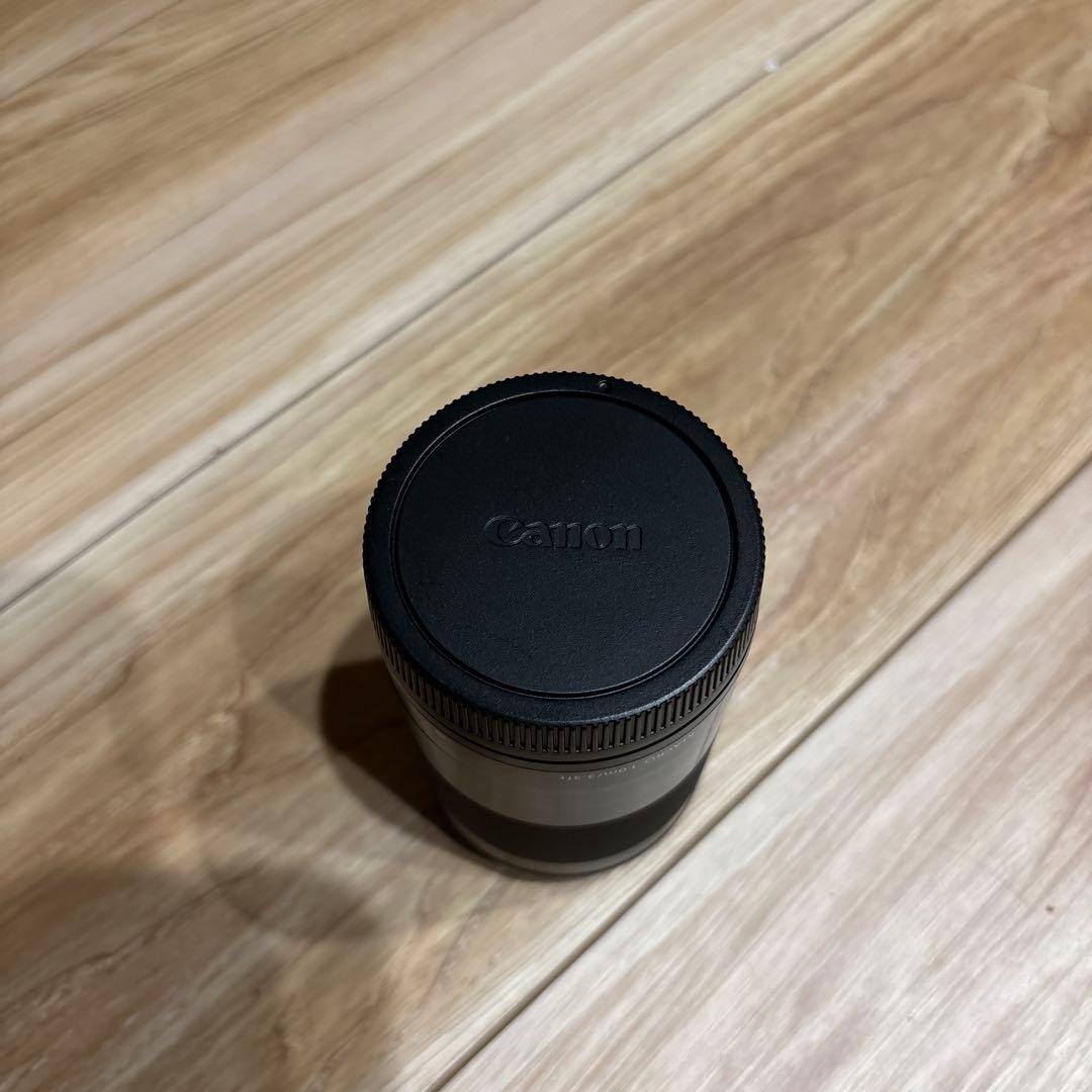 キャノン　ズームレンズ　EF-M 55-200mm