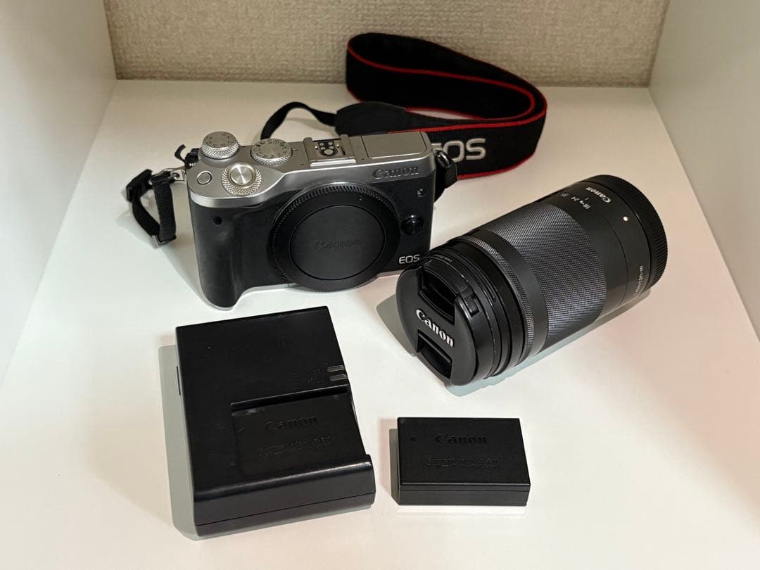 Canon EOS M6 ミラーレスカメラ　18-150mmレンズ