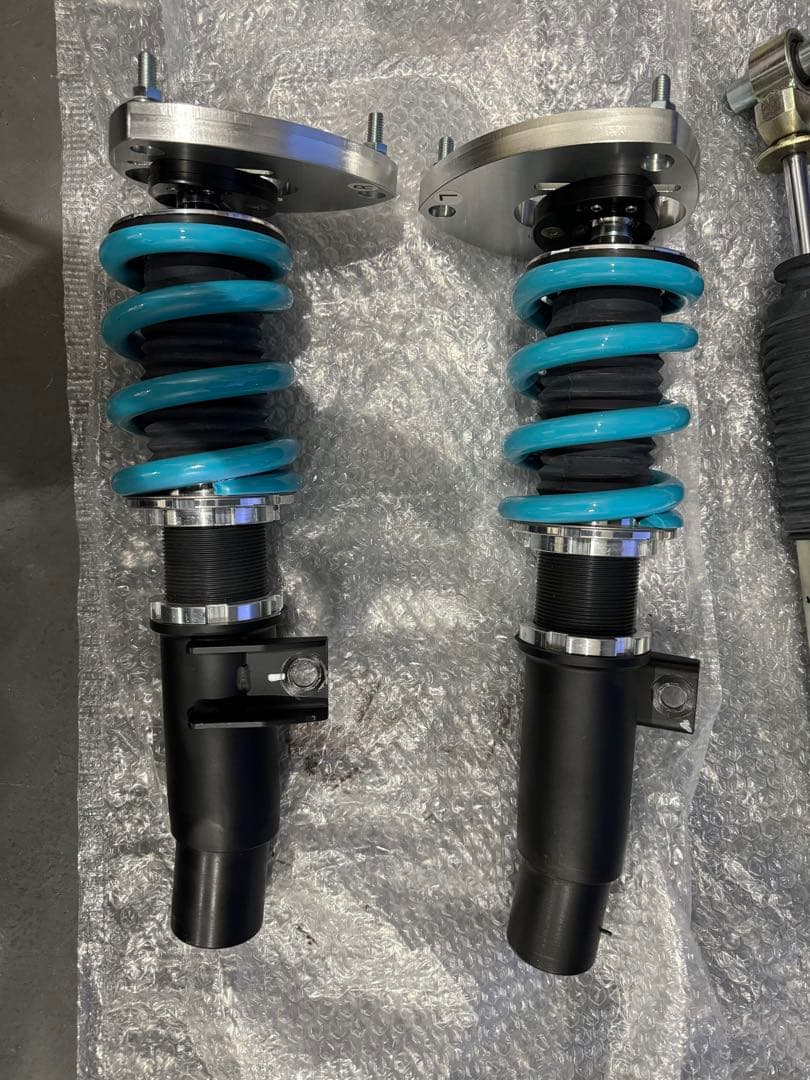 balance static AUDI A3 GOLF 7ヴァリアント　車高調